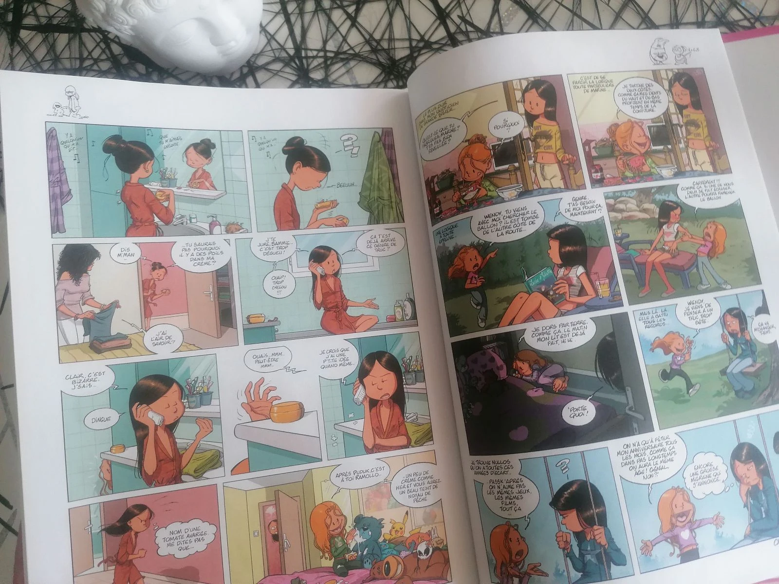BD les sisters le best of 📕 – photo 3